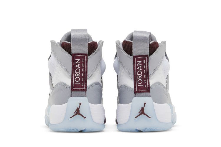 jumpman-two-trey-white-cherrywood-red-do1925-103_05