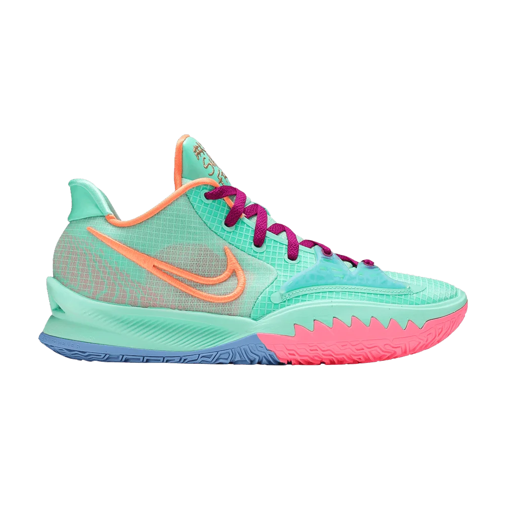 Krossovki-Sue-Bird-x-Nike-Kyrie-Low-4-Keep-Sue-Fresh