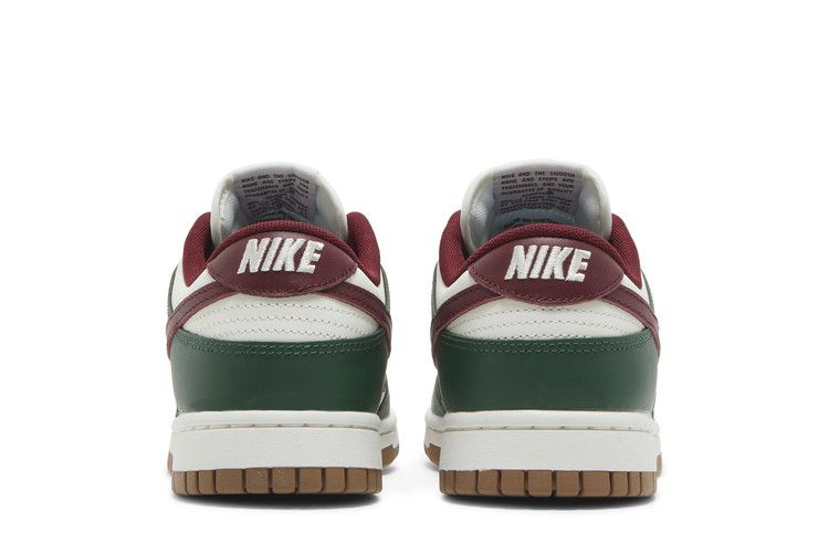 Кроссовки Nike Dunk Low 'Gorge Green Team Red'
