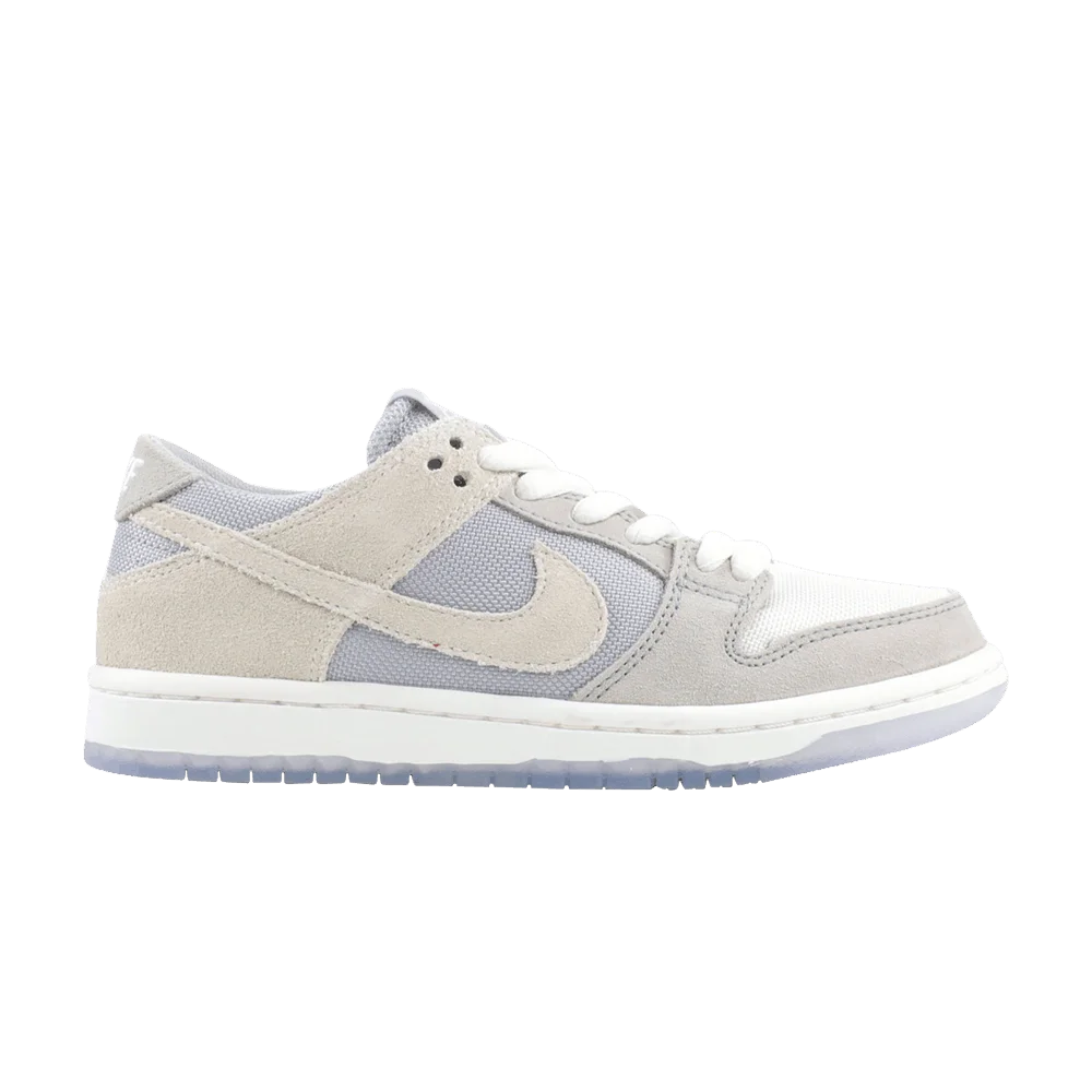Krossovki-Nike-Zoom-Dunk-Low-Pro-SB-Summit-White