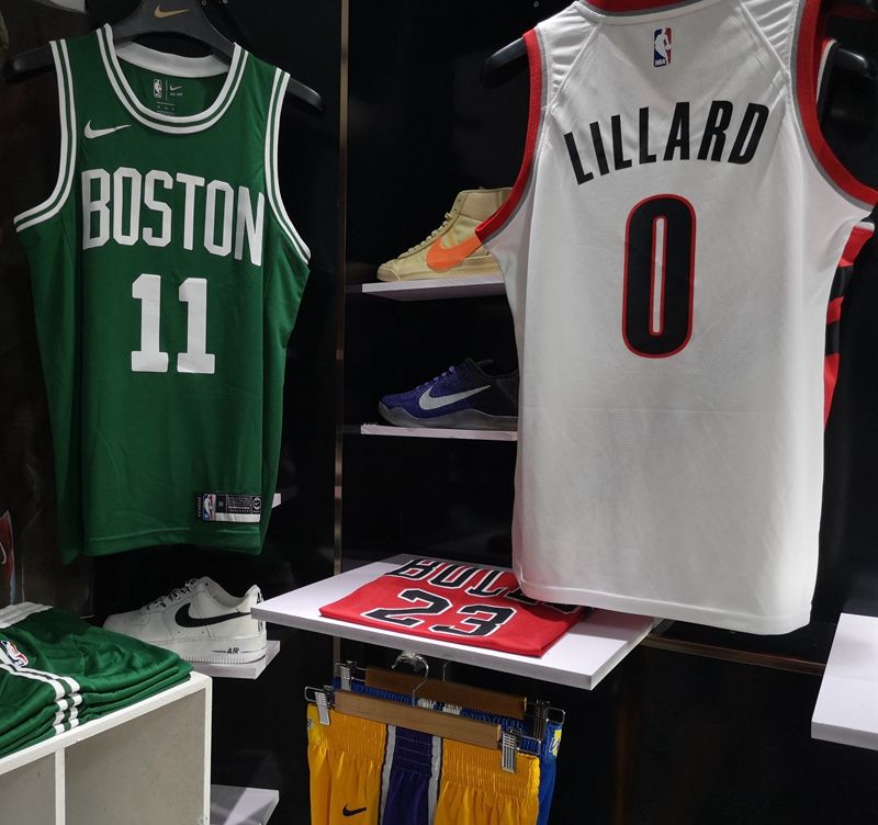 Баскетбольная джерси 2017-18 Damian Lillard Portland Trail Blazers #0 Association White