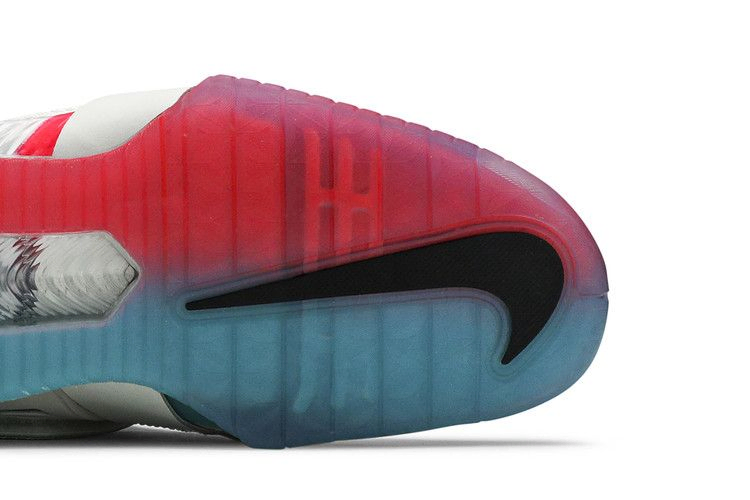 Кроссовки Nike Romaleos 4 SE 'Flash Crimson Aura'