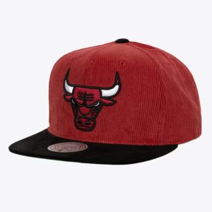 Mitchell-Ness-Red-Black-Chicago-Bulls-Sueduroy-Snapback-Hat-300x300