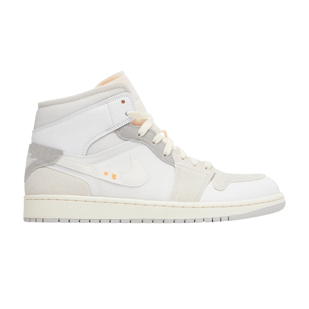 Krossovki-Air-Jordan-1-Mid-SE-Inside-Out