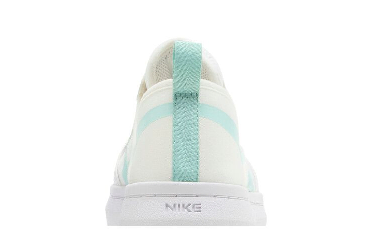 Кроссовки Nike Wmns Court Vision Alta TXT 'White Light Dew'