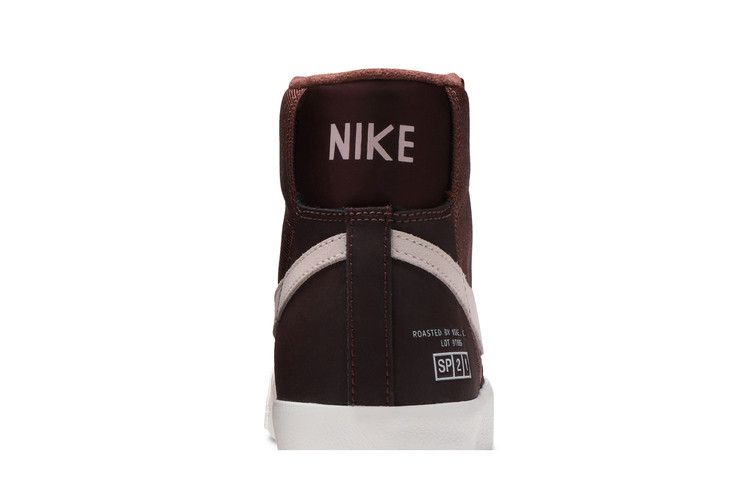 Кроссовки Nike Wmns Blazer Mid '77 'Coffee'