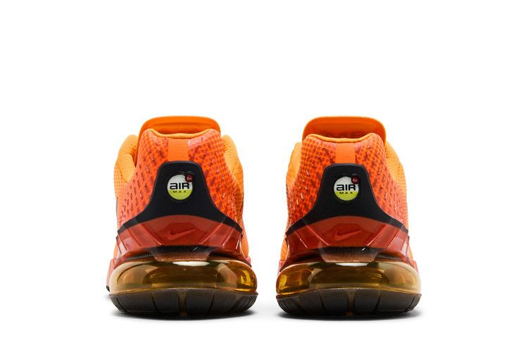 Кроссовки Nike Air Max Phoenix 'Total Orange'