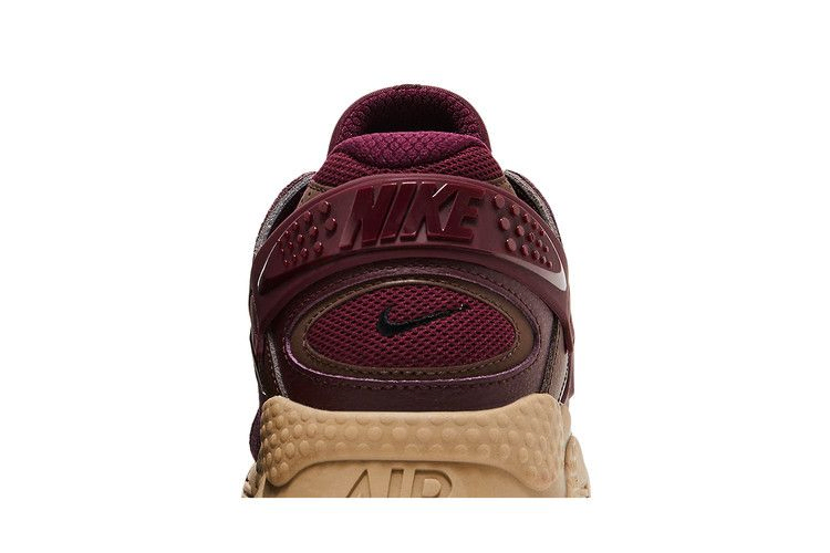 air-huarache-runner-night-maroon-dz3306-600_06
