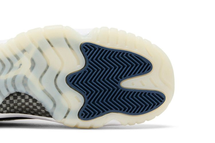 Кроссовки Air Jordan 11 Retro Low GS 'Diffused Blue'