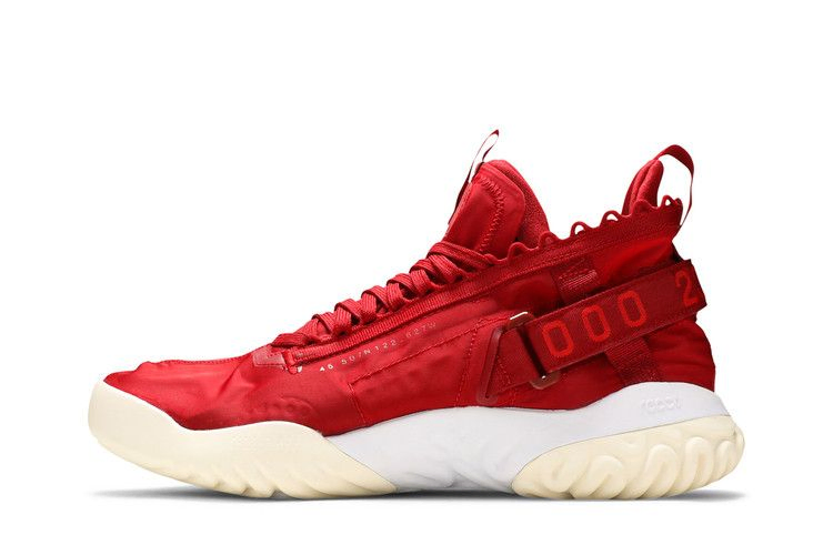 jordan-proto-react-university-red-bv1654-601_02