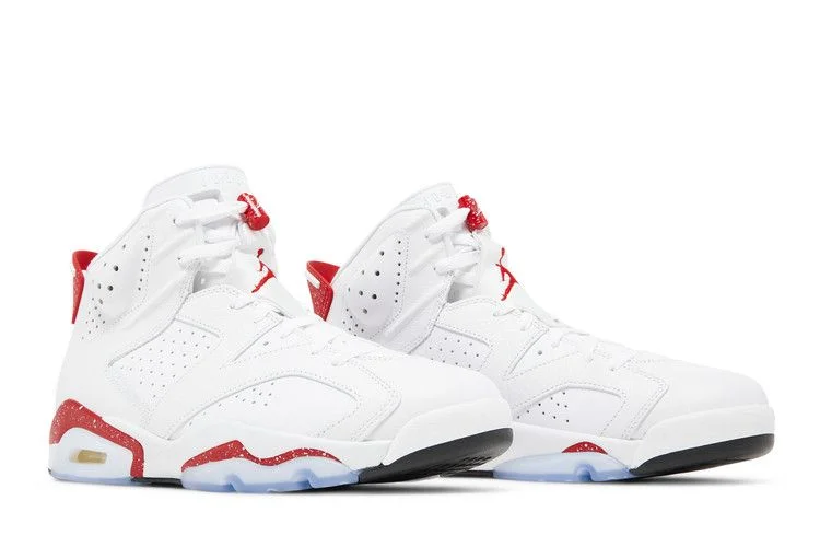 Krossovki-Air-Jordan-6-Retro-Red-Oreo-7