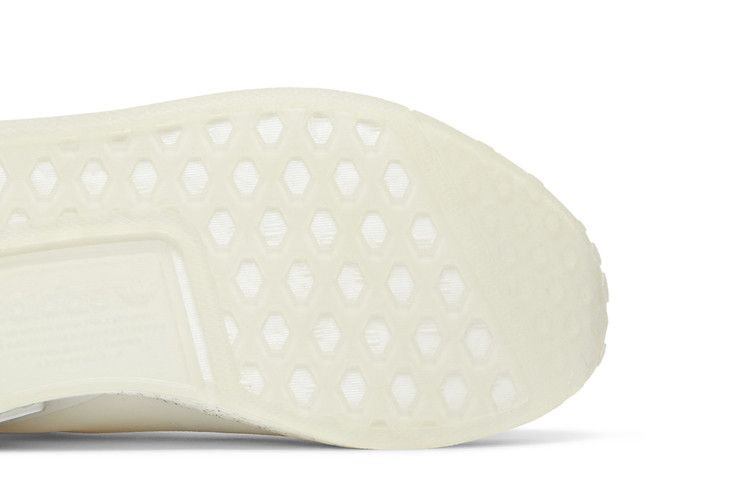 Кроссовки Adidas Wmns NMD_R1 Spectoo 'White Iridescent'