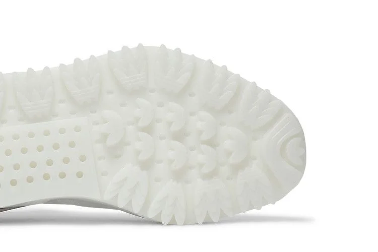 Krossovki-Adidas-NMD_S1-Cloud-White-4