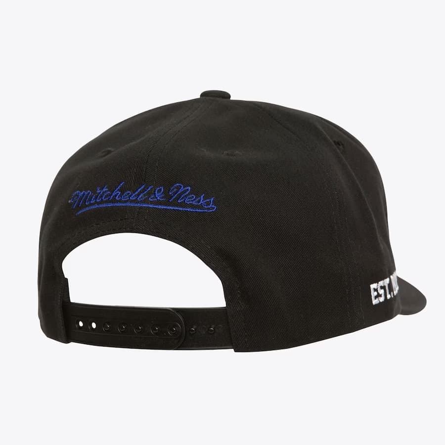 Mitchell-Ness-Black-New-York-Knicks-Hardwood-Classics-Big-Time-Pro-Snapback-Hat-1