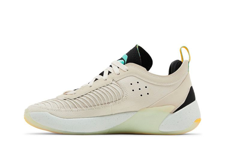 Кроссовки Air Jordan Luka 1 Next Nature 'Light Orewood Brown'