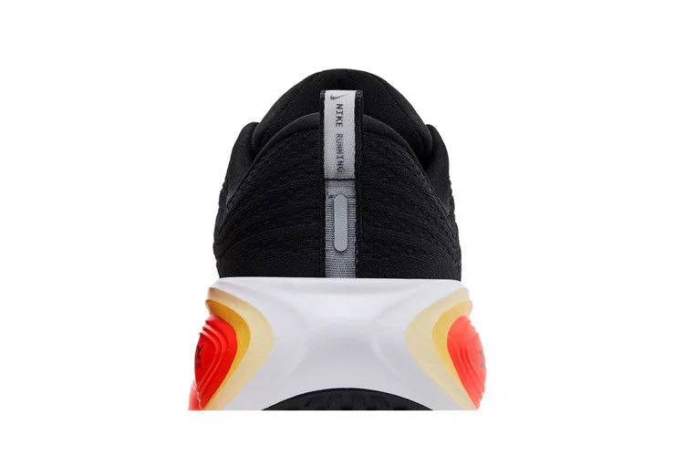 Кроссовки Nike Vomero Plus 'Black Bright Crimson White'