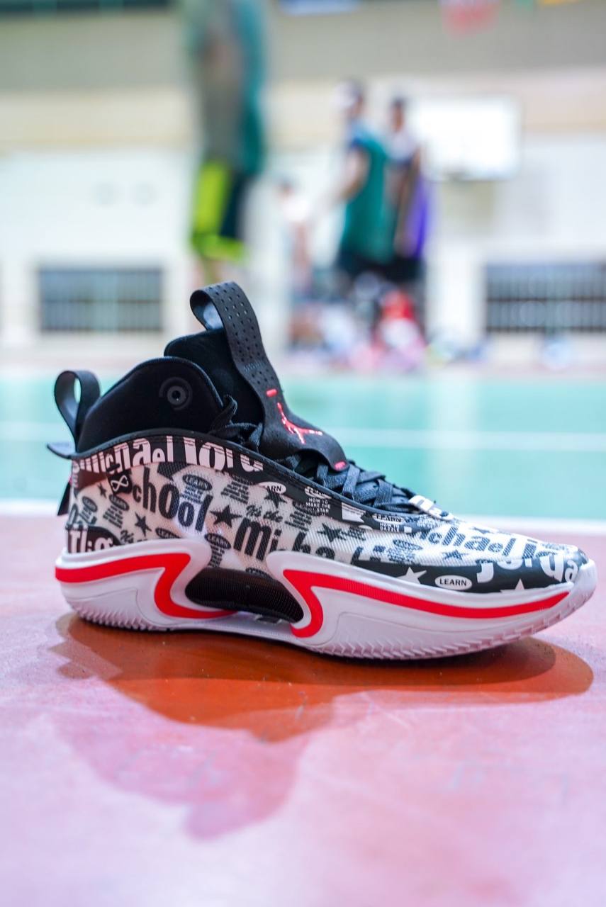 Кроссовки Air Jordan 36 Flight School