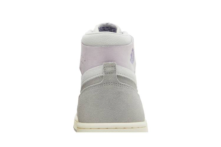 Кроссовки Wmns Air Jordan 1 High Zoom Comfort 2 'Barely Grape'