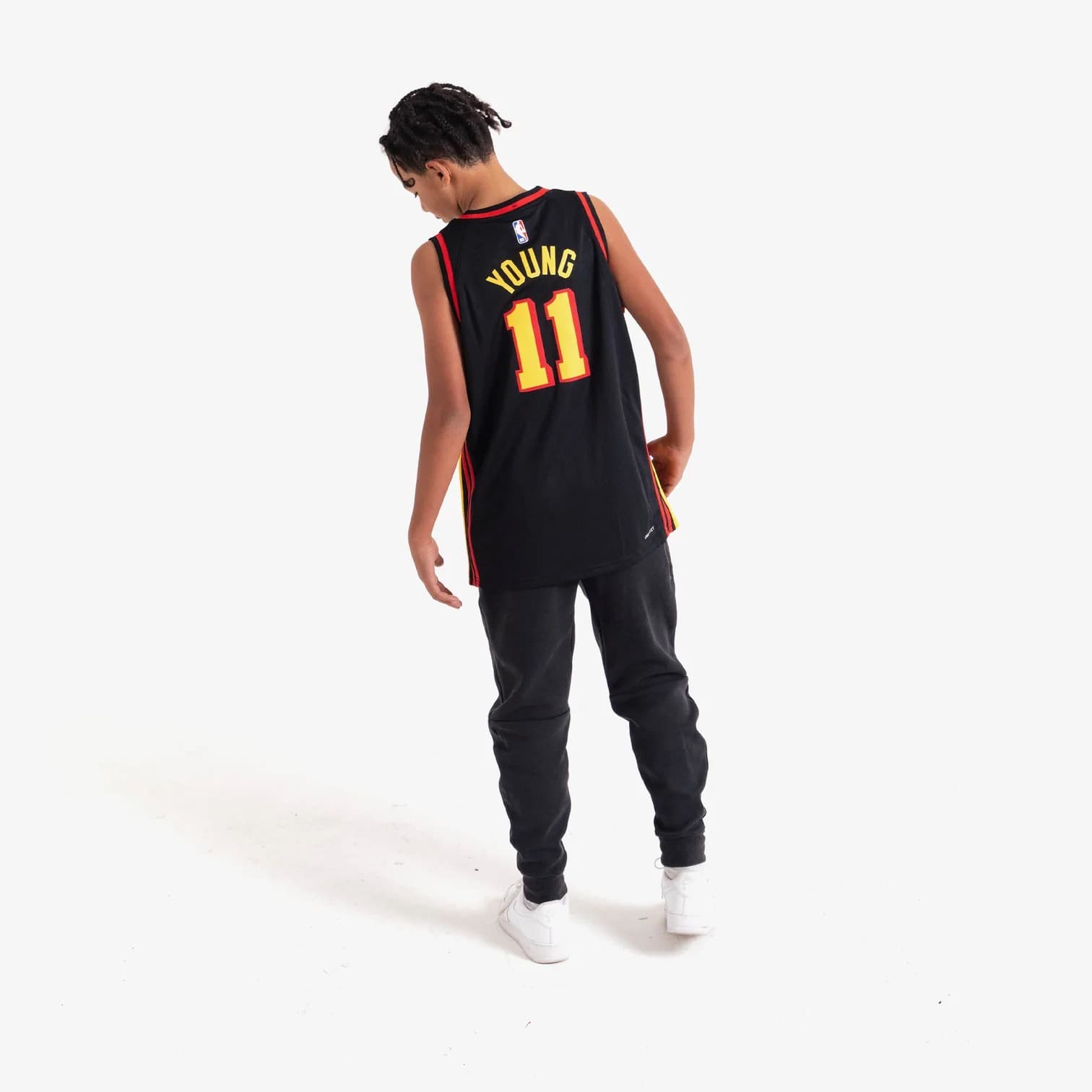 2022-23-Atlanta-Hawks-Trae-Young-11-Youth-Swingman-Statement-Edition-Black-Jersey-4