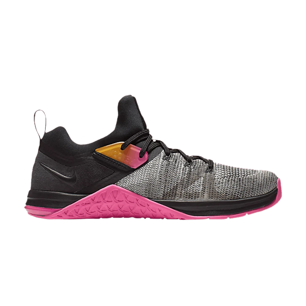 Krossovki-Nike-Wmns-Metcon-Flyknit-3-Black-Fuchsia