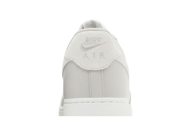 Кроссовки Nike Air Force 1 '07 LV8 'Light Bone'