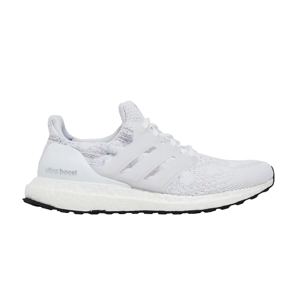 Krossovki-adidas-Wmns-UltraBoost-5.0-DNA-White-Dash-Grey-1