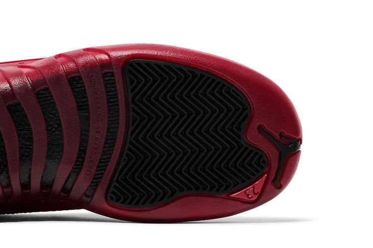air-jordan-12-retro-gs-flu-game-2025-153265-002-25_04