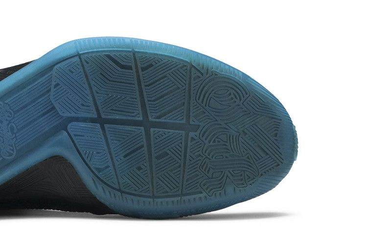 d-lillard-2-chinese-new-year-f37122_04