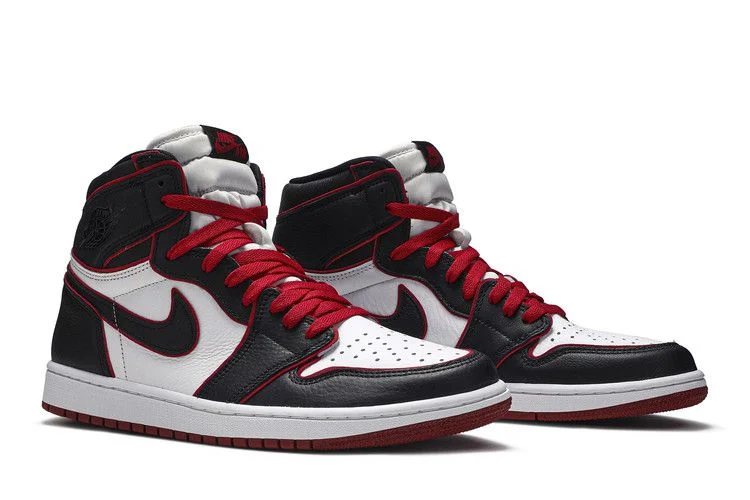Krossovki-Air-Jordan-1-Retro-High-OG-Bloodline-7