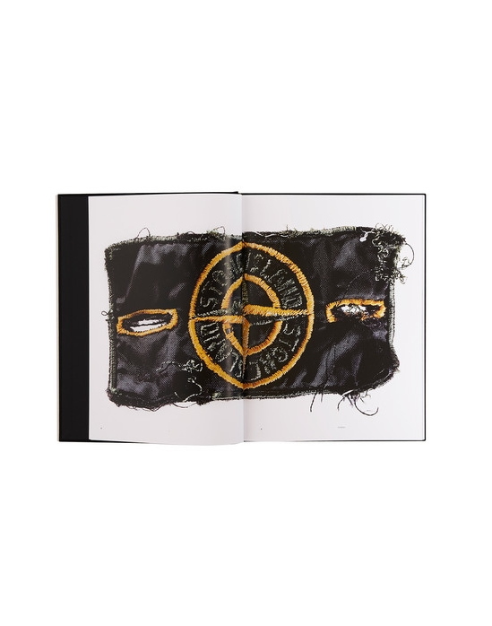 Книга Stone Island: Storia