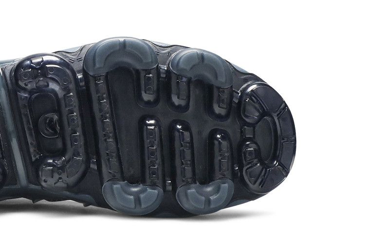 Кроссовки Nike Air VaporMax Plus 'Wolf Grey'