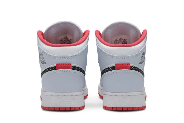 Krossovki-Air-Jordan-1-Mid-GS-Half-Blue-5