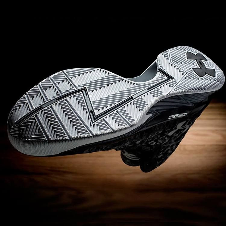 Кроссовки Under Armour Curry 1 'MI30'