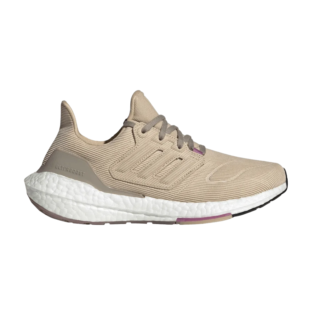 Krossovki-Adidas-Wmns-UltraBoost-22-Magic-Beige