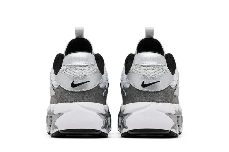 Кроссовки Nike Wmns Zoom Air Fire 'Photon Dust Metallic Silver'