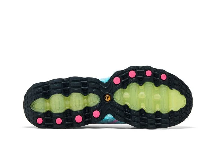 Krossovki-Nike-Wmns-Air-Max-DN8-Doernbecher-2026-3