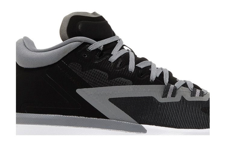 jordan-zion-1-tb-white-black-dc4208-001_01