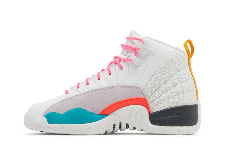 air-jordan-12-retro-gs-white-vapor-green-153265-130_02