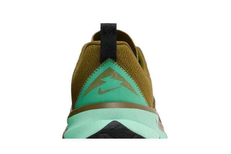 Кроссовки Nike Terra Kiger 9 'Olive Spring Green'