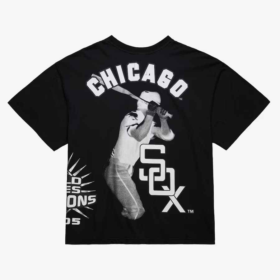 Футболка Mitchell & Ness Black Chicago White Sox Cooperstown Collection Logo Blast T-Shirt