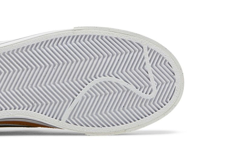 Кроссовки Nike Wmns Court Legacy Next Nature 'White Desert Ochre'