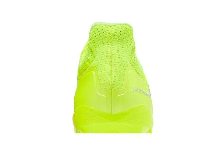 Кроссовки adidas UltraBoost Cleat 'Team Solar Yellow'