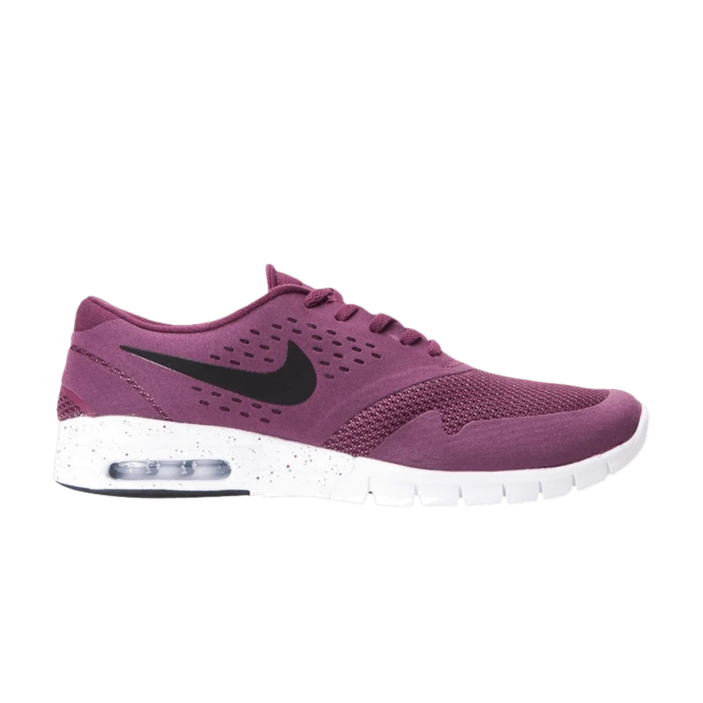 Krossovki-Nike-Eric-Koston-2-Max-Villain-Red