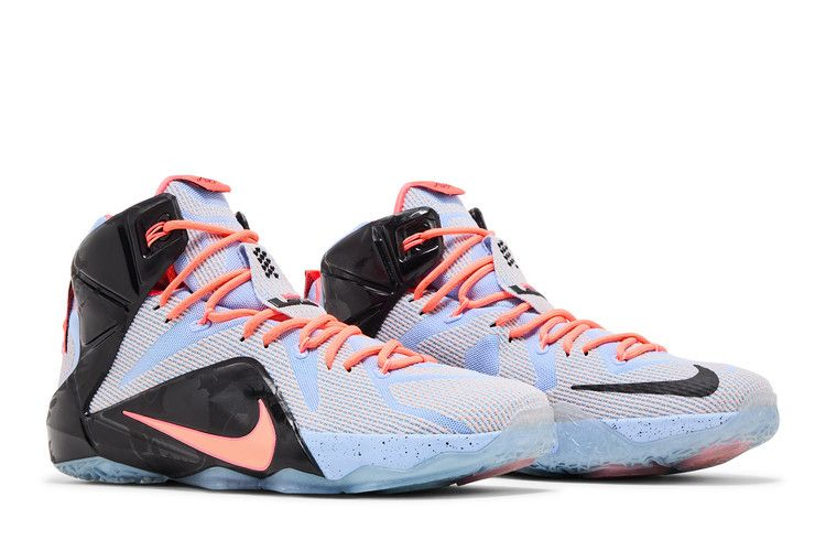lebron-12-easter-684593-488_07