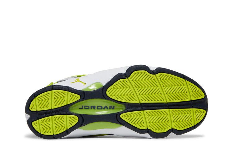 wmns-air-jordan-og-college-navy-venom-green-cw0907-400_03