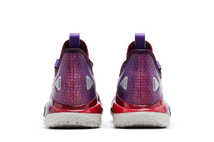 Кроссовки Kyrie Irving x Anta Shock Wave 5 Pro 'Moon'