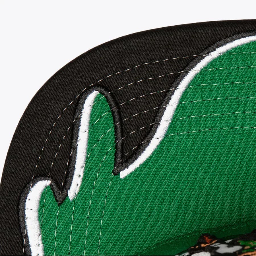 Mitchell-Ness-Kelly-Green-Boston-Celtics-Rising-Tide-OG-Snapback-Hat-2