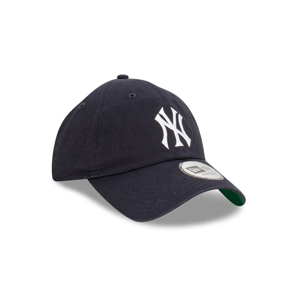 Бейсболка New Era New York Yankees Cooperstown Casual Classic MLB Strapback Hat