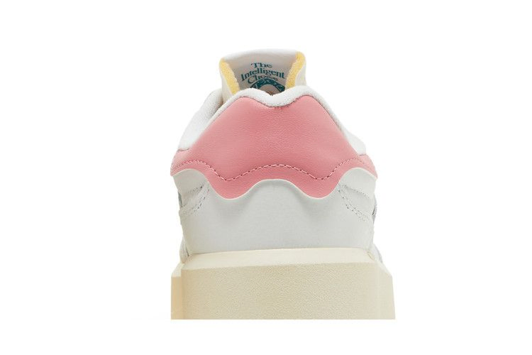 Кроссовки New Balance CT302 'White Natural Pink'