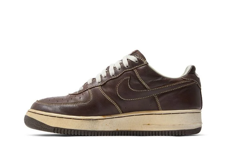 Krossovki-HTM-x-Nike-Air-Force-1-Low-Paul-Brown-2
